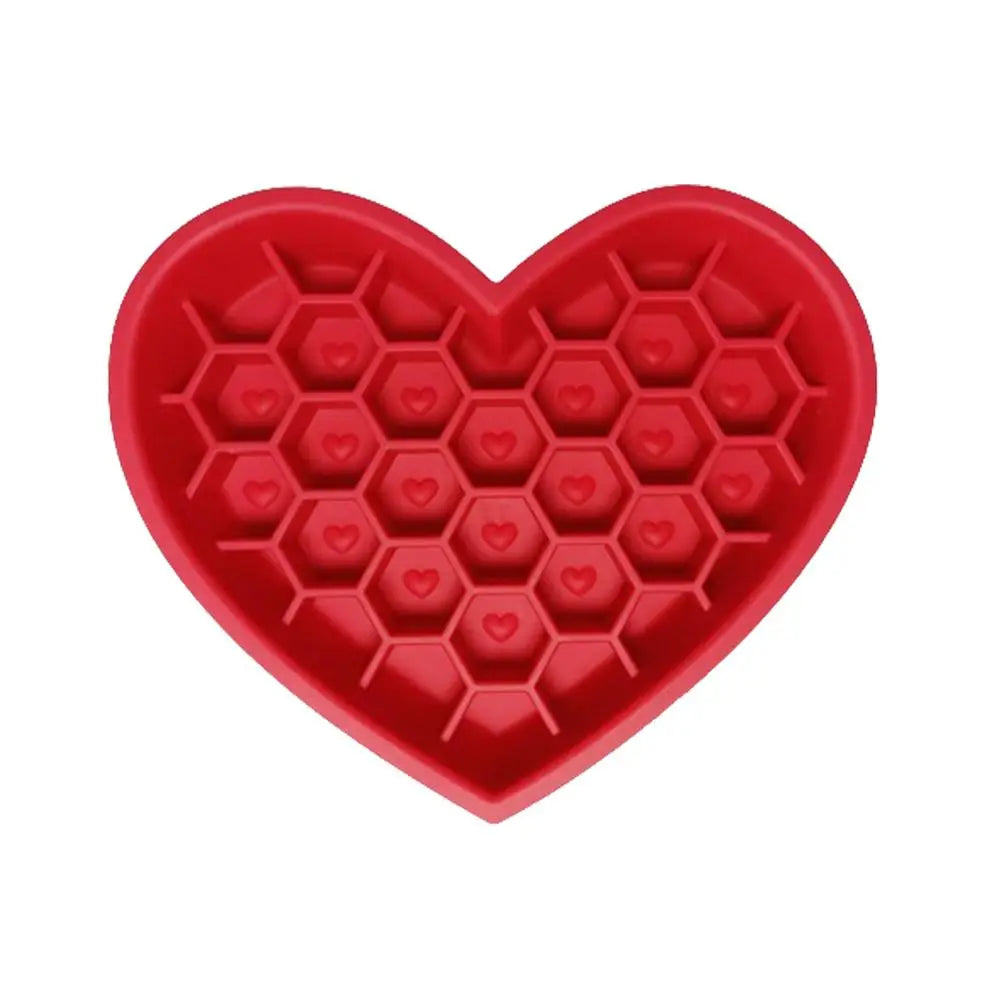 Slow Feeder Silicone Cat/Dog Bowl Heart Shape Feeder Non-Slip Design Anti-Choking With Suction Cups
