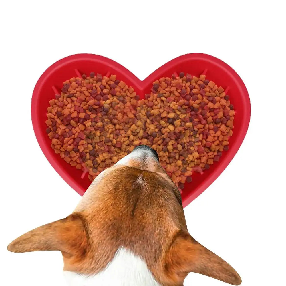 Slow Feeder Silicone Cat/Dog Bowl Heart Shape Feeder Non-Slip Design Anti-Choking With Suction Cups